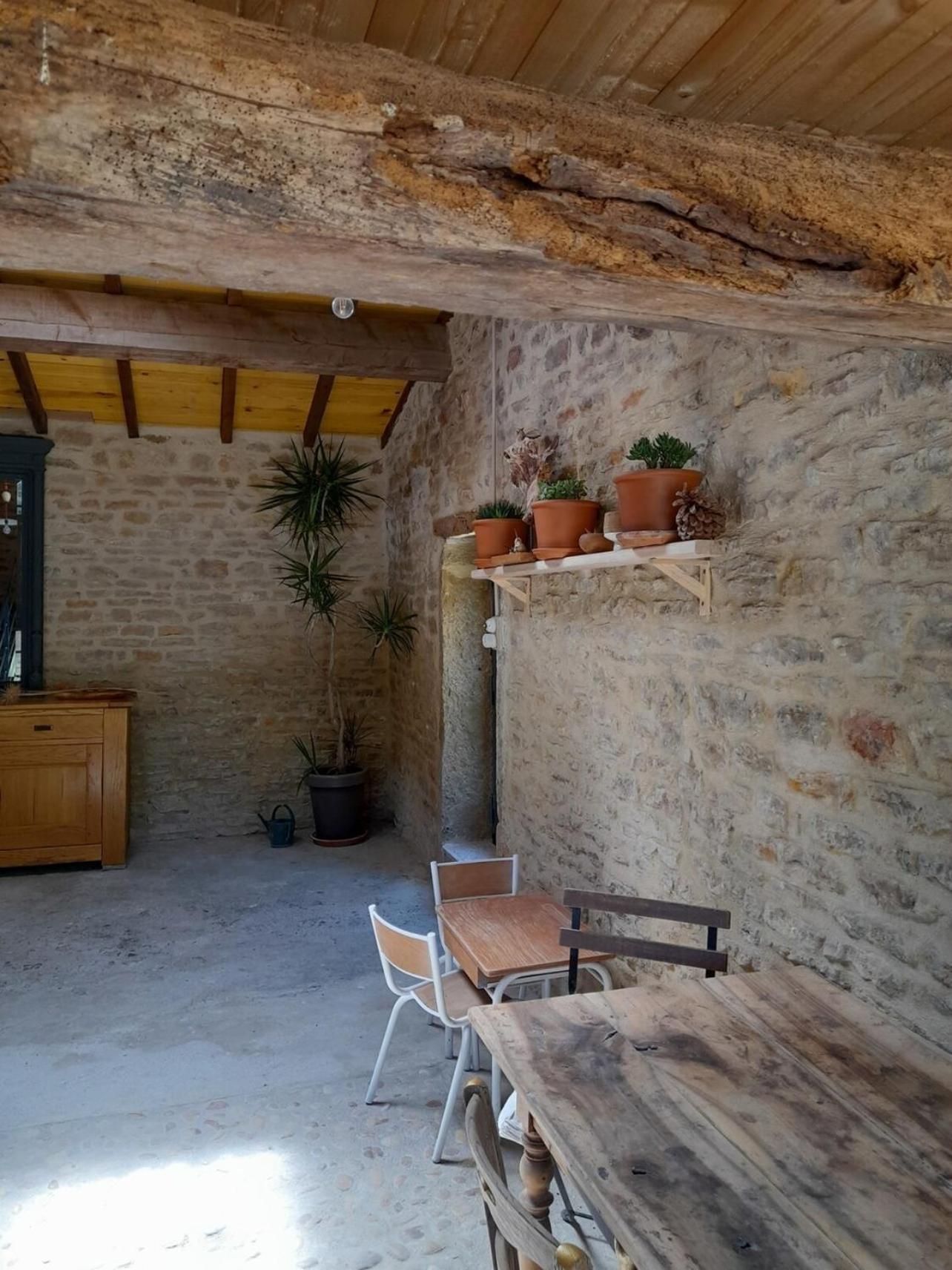 At The End Of The World -Bussires Burgundy Vila Bussieres  Exterior foto